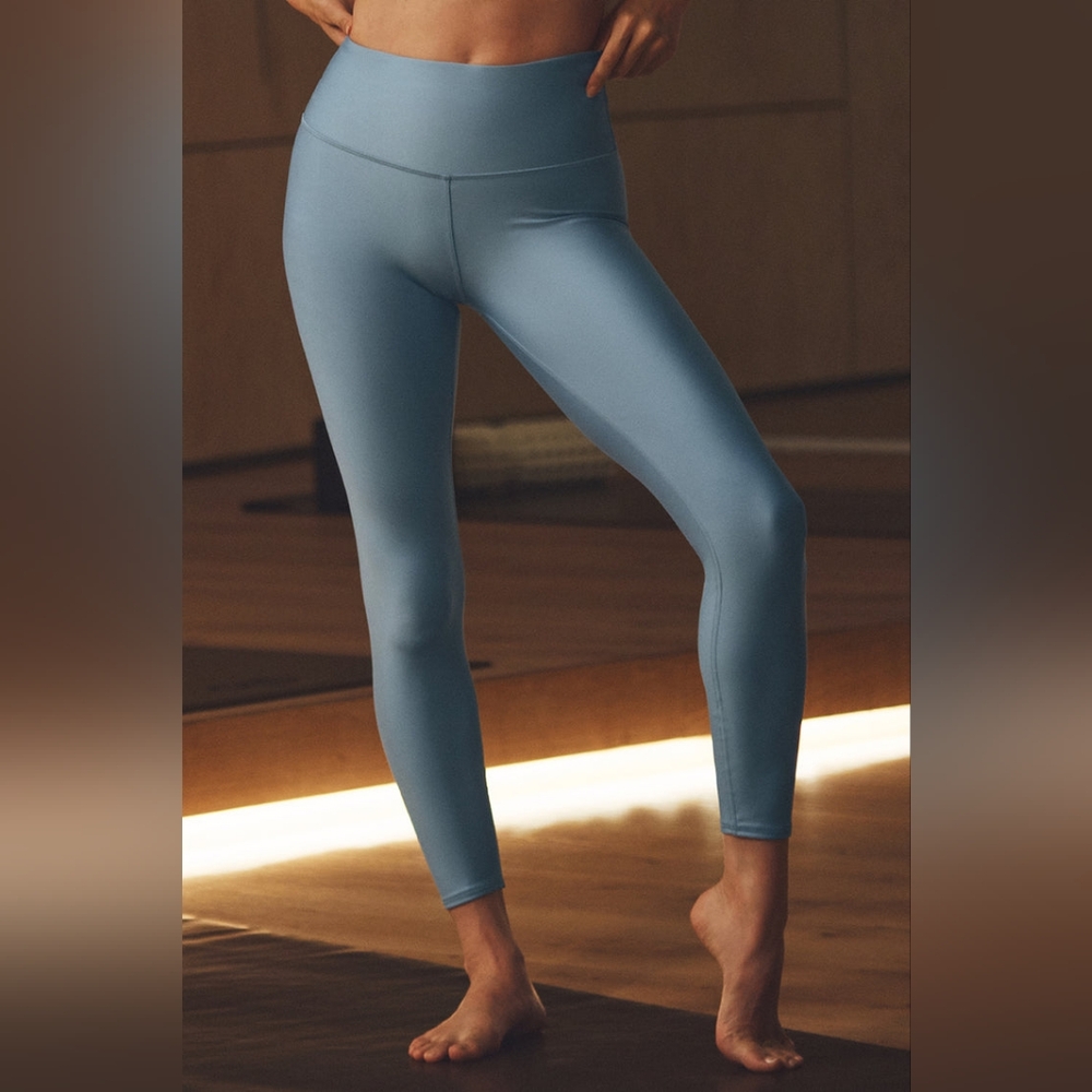 Alo Yoga 7/8 High-Waist Airlift Leggings